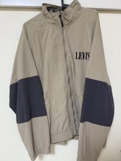 Levi's ナイロンジャケット Lのサムネイル