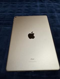 iPad Air 3 64GB 10.5インチ WiFiモデル 最大容量97%のサムネイル