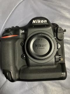 しれ様専用　バッテリー3個付き　nikon D4 シャッター回数少なめのサムネイル