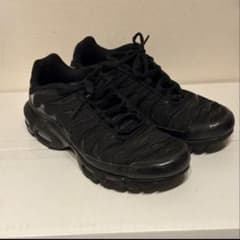 NIKE AIR MAX PLUS TripleBlack 27.0cmのサムネイル