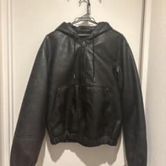《値下げしました》ZARA フェイクレザージャケット フード付き ブラック Mのサムネイル