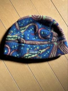 patagonia カラフル ニット帽 キッズMのサムネイル