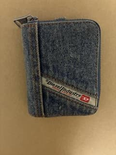 激安✨DIESEL キーケース デニム素材 ラウンドファスナーのサムネイル