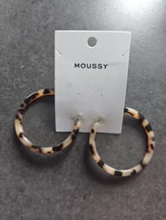 MOUSSY べっ甲柄 フープピアスのサムネイル