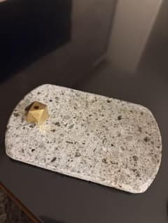 にいど コンクリート香炉 金属装飾付きのサムネイル