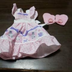 リカちゃん人形 エプロンのサムネイル