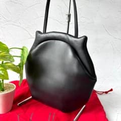 【極美品】Sybilla/シビラ ネコモチーフ ハンドバッグ レザー 保存袋付 極美品】Sybilla/シビラ ネコモチーフ ハンドバッグ レザー 保存袋付