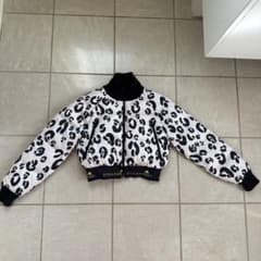 adidas ヒョウ柄 ダウンジャケット