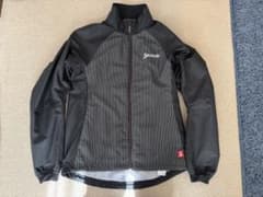 【美品】SRIXON スリクソン SRM4047F デサント ウィンドブレーカーのサムネイル