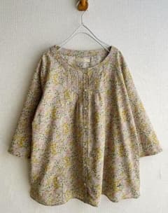 ★送料込み★クロコダイル　CROCODILE　総柄ブラウス♪大きいサイズLL