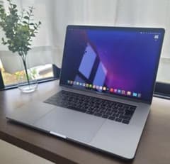 Macbook Pro 15 2017 i7のサムネイル