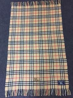 Burberry ブランケット ショール 膝掛けのサムネイル