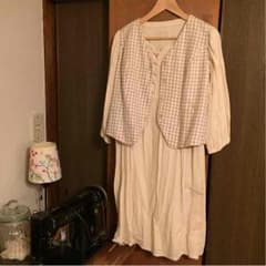 ナチュラルワンピース、ベストセットのサムネイル