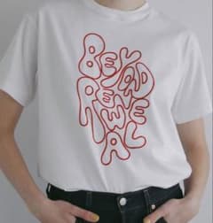 エトレトウキョウ　ETRE TOKYO エンブロイダリーTee/red エトレトウキョウ ETRE TOKYO エンブロイダリーTee/RED - メルカリ