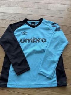 umbro 長袖シャツ 水色/黒 150のサムネイル
