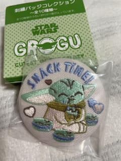 STARWARS　グローグー 刺繍缶バッジ　マンダロリアンアンドグローグーのサムネイル