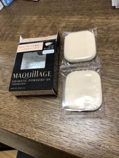 マキアージュ パフ　4つのサムネイル