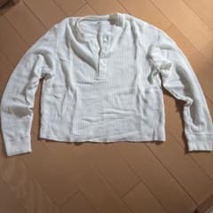 UNIQLO ホワイト ワッフル ヘンリーネック 長袖 Tシャツ Sサイズのサムネイル
