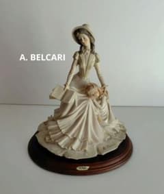 イタリア製　A.BELCARI『母と娘』陶器人形　置物　ベルカリ　高さ約30cm イタリア製 A.BELCARI『母と娘』陶器人形 置物 ベルカリ 高さ約30cm