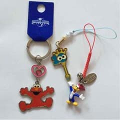 ユニバーサルスタジオジャパン キーホルダー.ストラップのサムネイル