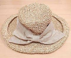 麦わら帽子 つば広のサムネイル