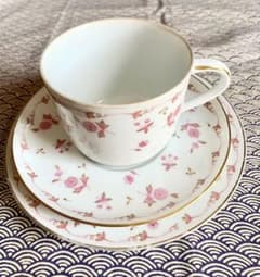 ★ノリタケ★モーニングカップ＆ソーサーとパン皿のサムネイル