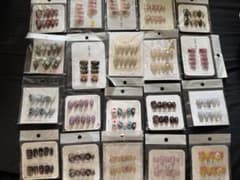 ネイルチップ Mサイズ20点セット おまけ付きのサムネイル