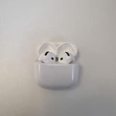 Apple AirPods 本体　ノイズキャンセリングなしのサムネイル