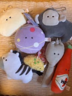 つぶらな瞳の動物・食べ物 ぬいぐるみマスコット 6点セットのサムネイル