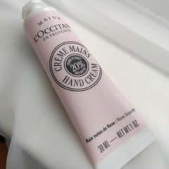 【ギフトボックス付】 L'OCCITANE ハンドクリーム ローズのサムネイル