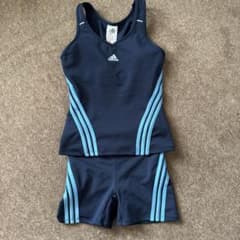 adidas セパレート水着 ネイビー Mサイズ　上下のサムネイル