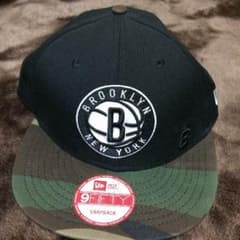 美品 NEW ERA BROOKLYN キャップのサムネイル