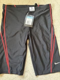 ✿ NIKE Men's Swimwear, Size M