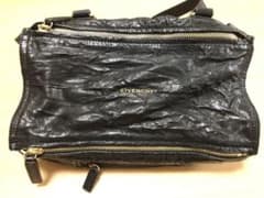 GIVENCHY PANDORA BLACK×GOLDのサムネイル