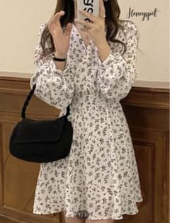 SHEIN 花柄 ワンピースのサムネイル