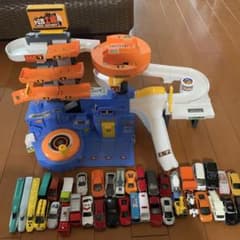 トミカ工場 トミカミニカーセット売りのサムネイル