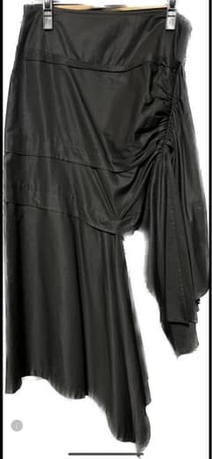 ヨウジヤマモト yohjiyamamoto Femme レディースのサムネイル