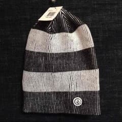 VOLCOMニット帽のサムネイル
