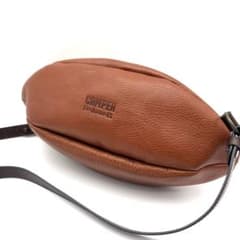 CAMPER for hands レザー ボディバッグ ラグビーボール　レザーのサムネイル