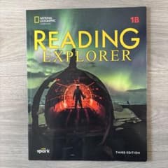 Reading Explorer 1: Student Book and On…のサムネイル