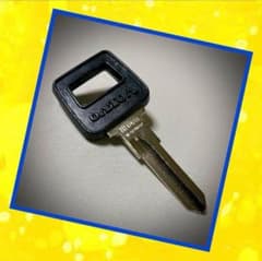 k*k様 ボルボ240 純正 新品 NEIMAN ブランクキー 740 940に ボルボ240 純正 新品 NEIMAN ブランクキー 740 940にも - メルカリ