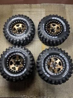 １.９アルミビードロックホイール付きホワイトレタータイヤ4本セット 1.9インチアルミ合金ビードロックホイール＋ホワイトレタータイヤ4本