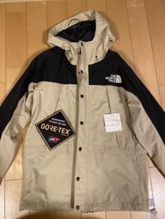 THE NORTH FACE マウンテンライトジャケットのサムネイル