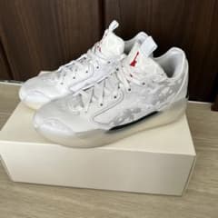 NIKE JORDAN39 ホワイト バスケットボールシューズのサムネイル