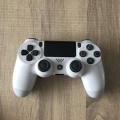 純正PS4コントローラーホワイトのサムネイル