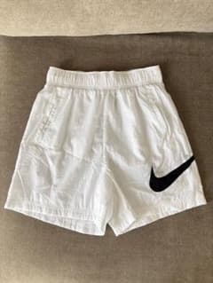 NIKE ショートパンツ ホワイト Mサイズのサムネイル