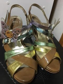 アナスイ 蝶モチーフサンダル 8cmヒールのサムネイル
