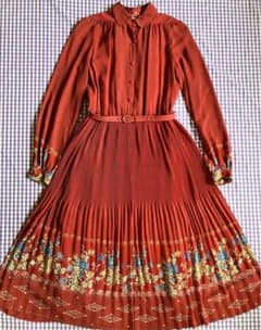 【値下げ】昭和レトロワンピース　花柄　下北沢古着　高円寺古着　ヴィンテージ古着のサムネイル