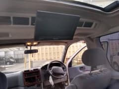 後部座席用モニターのサムネイル