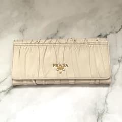 PRADA プラダ 長財布 ナッパレザー ゴールドロゴ フラップ 0506-①